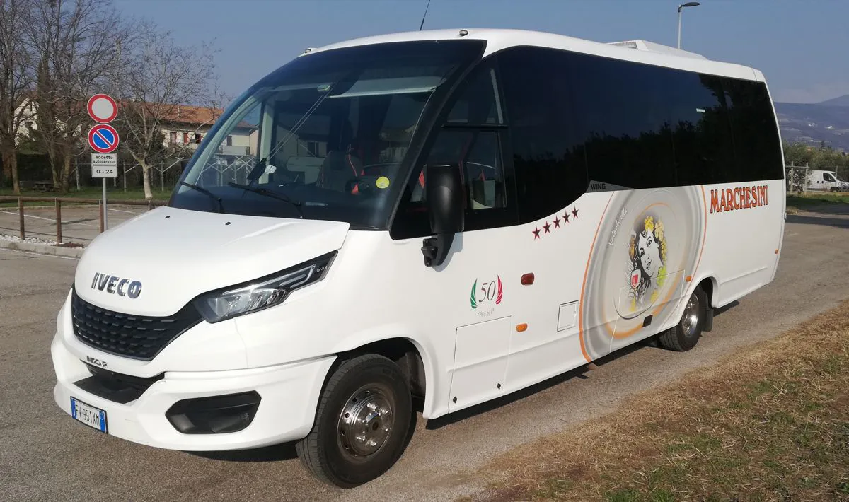 Iveco WING 28 places